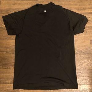 Lululemon Men’s Henley- Black